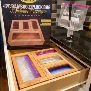 4pc Ziplock Bag organizer with free baggy stand